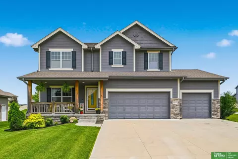 8617 S 169 St, Omaha, NE 68136