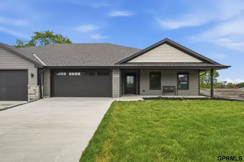 720 Spring St, Adams, NE 68301