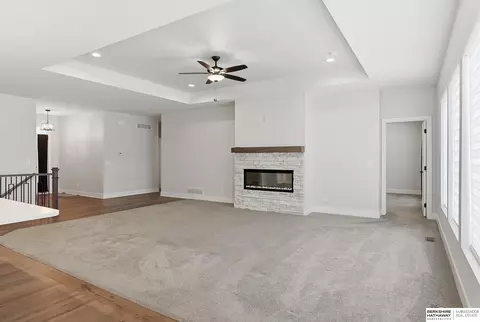 Living - 17005 Daniel St, Bennington, NE 68007 photo 3 of 3
