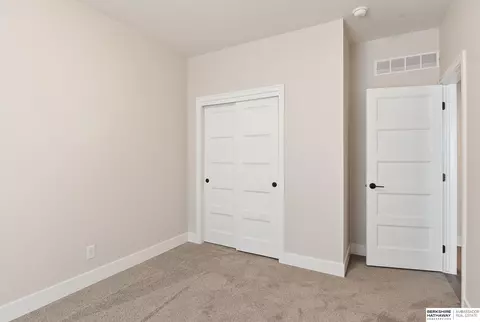 Bedroom - 17005 Daniel St, Bennington, NE 68007 photo 4 of 6