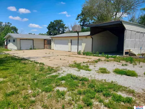 16812 18th St, Plattsmouth, NE 68048