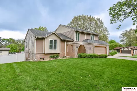 5030 S 65th St, Lincoln, NE 68516