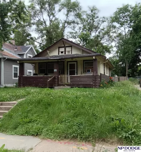 2725 Fort St, Omaha, NE 68111
