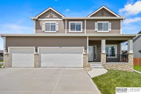 16316 Whitmore St, Bennington, NE 68007