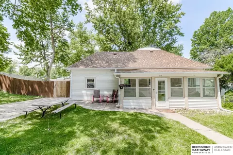 714 S 10th St, Plattsmouth, NE 68048