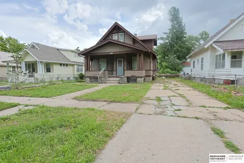 5327 N 27th St, Omaha, NE 68111