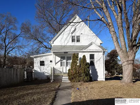 3218 N 66 St, Omaha, NE 68104
