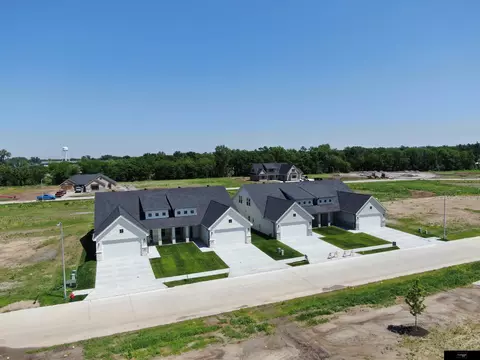 23818 Southwest St, Waterloo, NE 68069