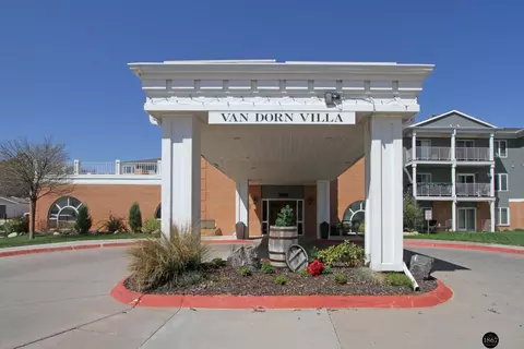 3001 S 51st Street Ct #535, Lincoln, NE 68506