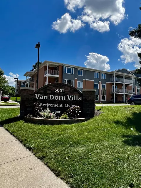 3001 S 51st Street Ct #535, Lincoln, NE 68506