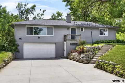 6223 Kansas Ave, Omaha, NE 68104
