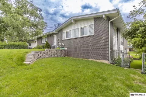 9630 Maple Dr, Omaha, NE 68134 photo 32