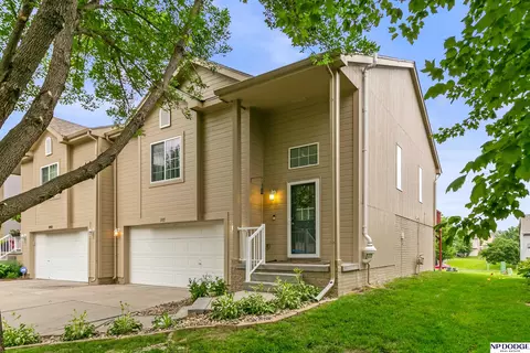 18915 K St, Omaha, NE 68135