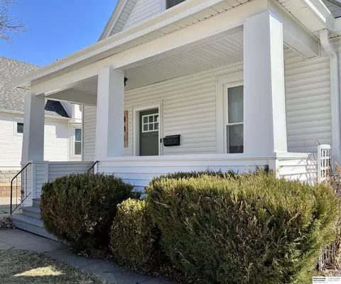 831 S 50 St, Omaha, NE 68106