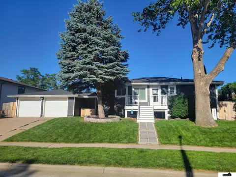 3848 S 57th St, Lincoln, NE 68506