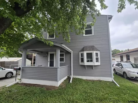 2928 Avenue G, Council Bluffs, IA 51501