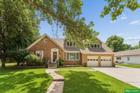 445 W 21st St, Fremont, NE 68025
