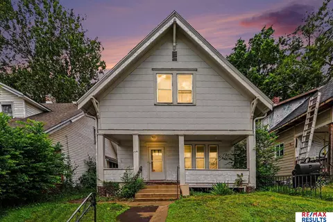 1340 S 25th St, Omaha, NE 68105