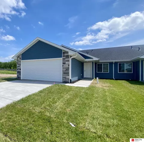 4810 S 1st St, Lincoln, NE 68523