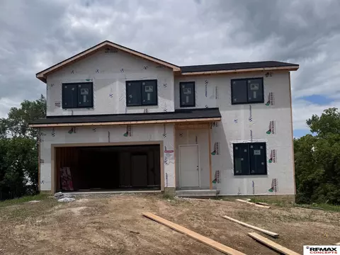 4032 Woodside Village Ct, Lincoln, NE 68528