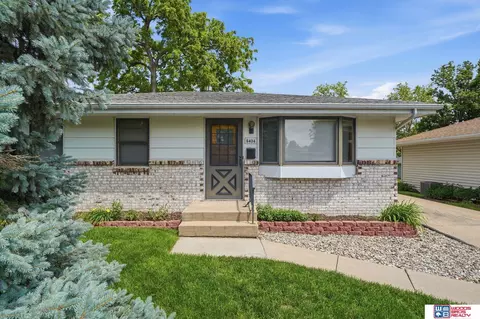 5434 Bancroft Ave, Lincoln, NE 68506