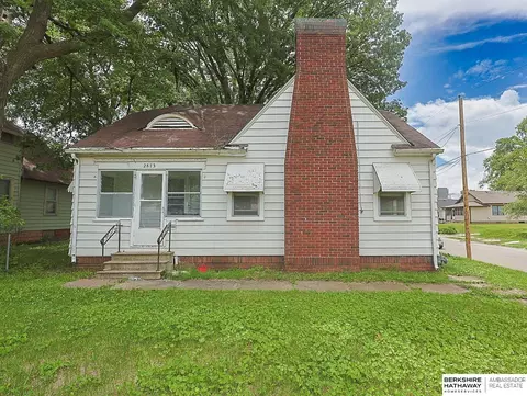 2873 Ellison Ave, Omaha, NE 68111