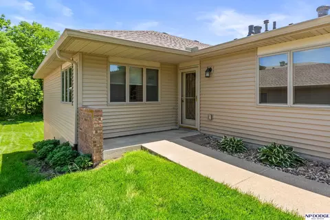 860 Southfork Rd, Blair, NE 68008