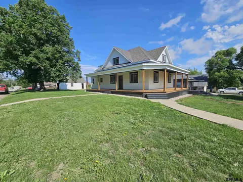 111 E Hickory St, Sutton, NE 68979