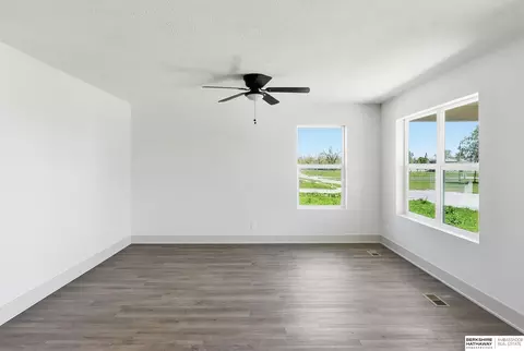 Living - 2214 N 26th St, Omaha, NE 68111 photo 4 of 5