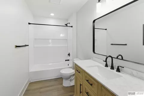 Bath - 2214 N 26th St, Omaha, NE 68111 photo 1 of 2