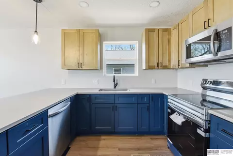 Kitchen - 2214 N 26th St, Omaha, NE 68111 photo 4 of 4