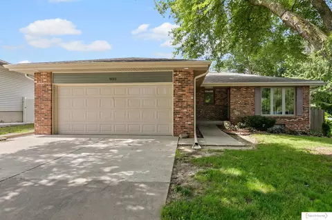 5033 Prince Rd, Lincoln, NE 68516