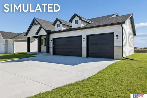 2540 S 102nd St, Lincoln, NE 68520