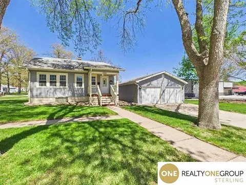 358 W 11th St, Wahoo, NE 68066