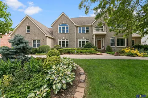 7401 Stevens Ridge Rd, Lincoln, NE 68516