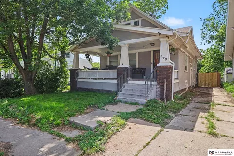 629 S 27th St, Lincoln, NE 68510