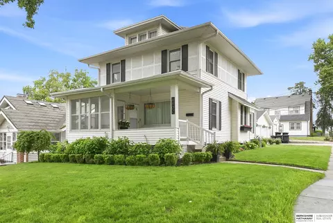 4402 Barker Ave, Omaha, NE 68105