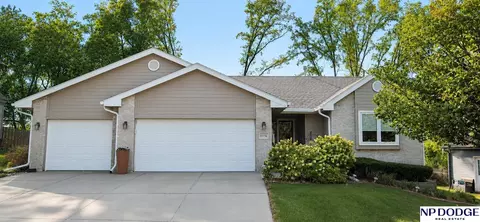 11716 S 53rd Ave, Papillion, NE 68133