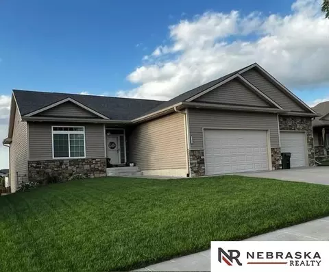 9250 Eagleton Ln, Lincoln, NE 68505