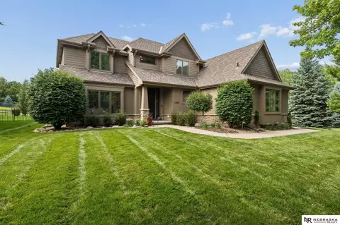 17404 Harney St, Omaha, NE 68118