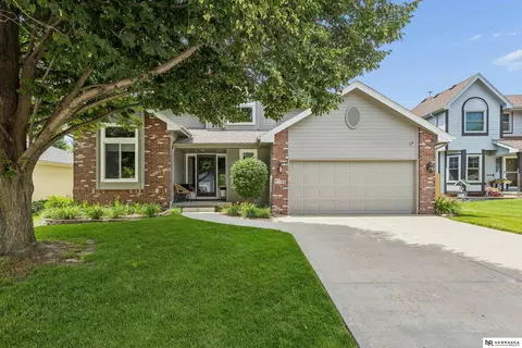 7106 S 158 St, Omaha, NE 68136