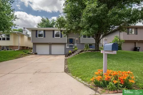 5229 Hascall St, Omaha, NE 68106