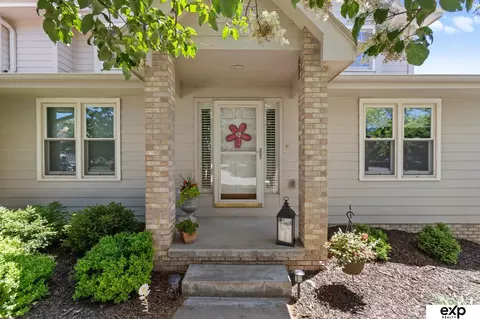 6311 S 157th St, Omaha, NE 68135