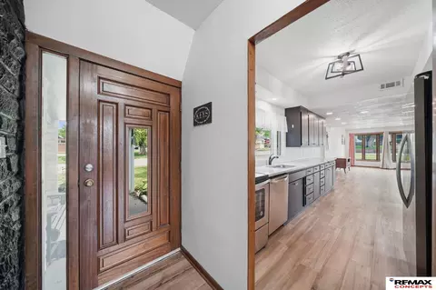 Entry Way - 821 N 13th St, Beatrice, NE 68310 photo 1 of 5