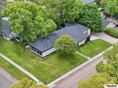 View/Area - 821 N 13th St, Beatrice, NE 68310 photo 2 of 4