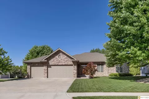 323 N 200 St, Elkhorn, NE 68022