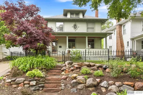 1310 S 35 Ave, Omaha, NE 68105