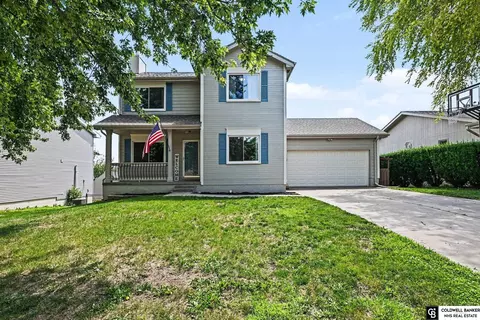 13507 S 33 St, Bellevue, NE 68123