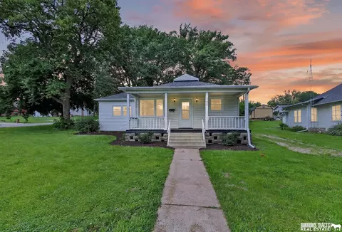 545 7th St, Adams, NE 68301