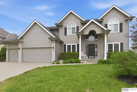 7220 N 154th St, Bennington, NE 68007